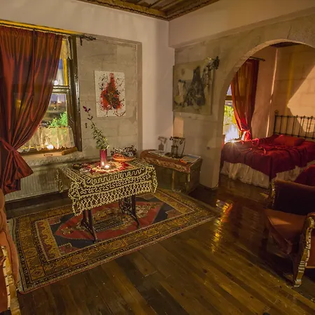 Karlik Evi - Special Category 2*