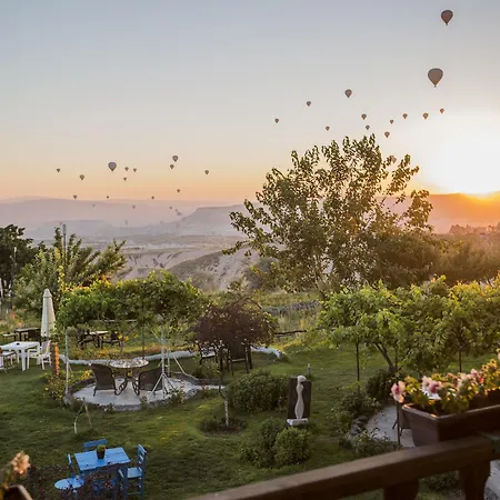 Karlik Evi - Special Category Отель Учисар