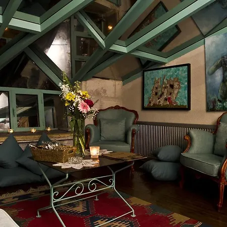 Karlik Evi - Special Category Hotel
