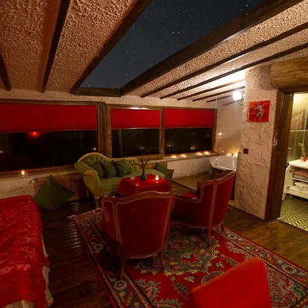 Karlik Evi - Special Category 2* אוצ'יסר