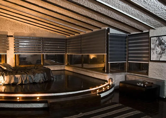 Karlik Evi - Special Category