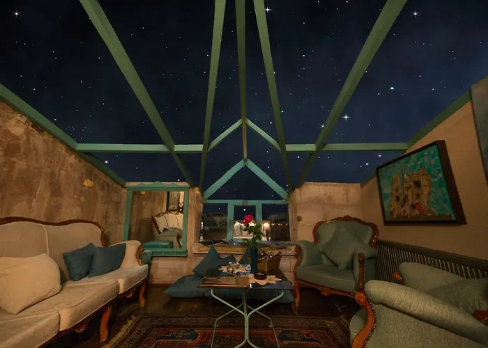 Karlik Evi - Special Category 2*